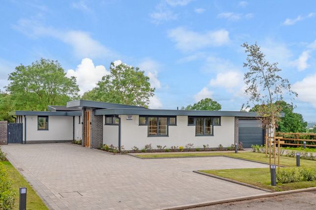 Back Lane, Meriden, CV7 7SU 4 bed detached bungalow for sale