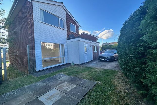 3 bed detached house
