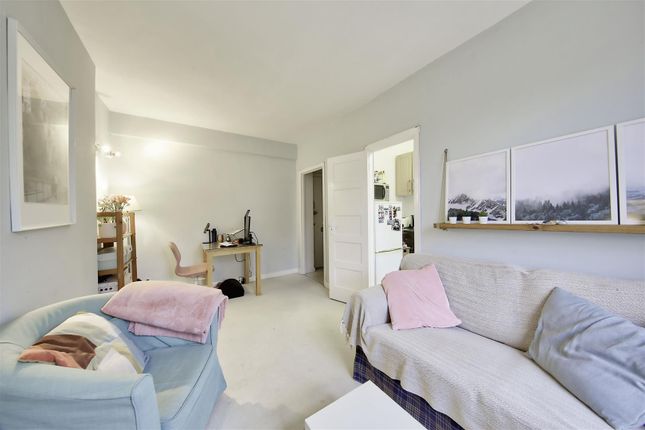 Effra Court, Brixton SW2 1 bed apartment for sale