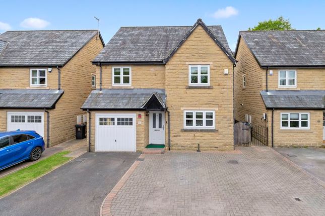 Bracken Grange Court, Shipley BD18 4 bed house for sale