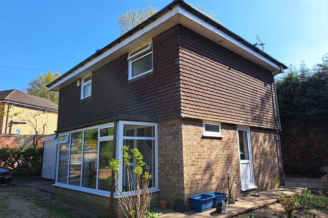 3 bed detached house