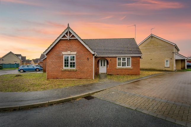 2 bedroom detached bungalow for sale