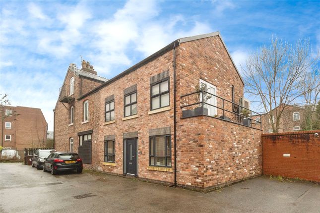 3 bed semi-detached house
