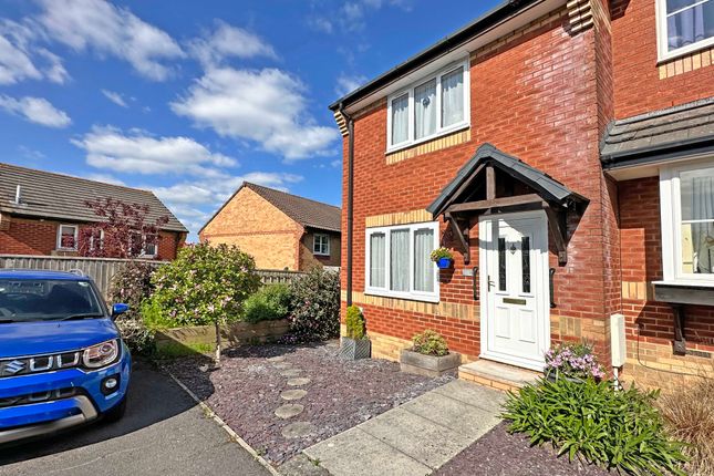 2 bedroom semi-detached house for sale