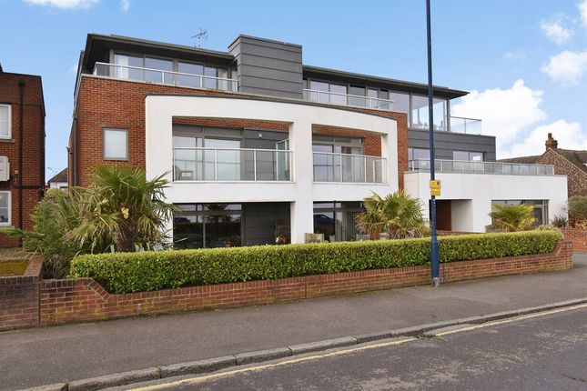 Marine Parade, Tankerton, Whitstable 2 bed apartment for sale