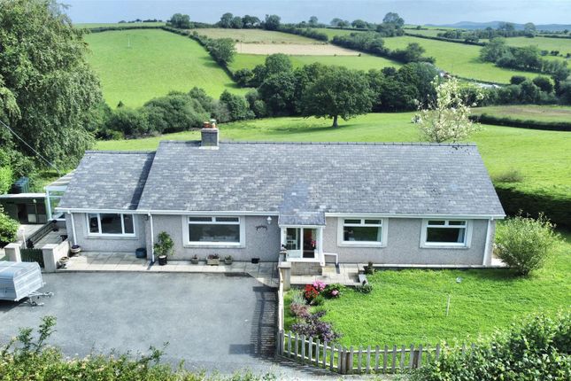 New Cross, Aberystwyth 3 bed property with land for sale