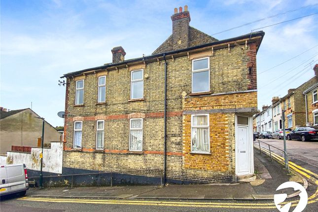 Ingle Road, Chatham, Kent, ME4 3 bed end of terrace house for sale