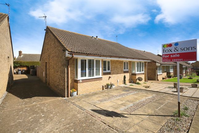 2 bedroom semi-detached bungalow for sale