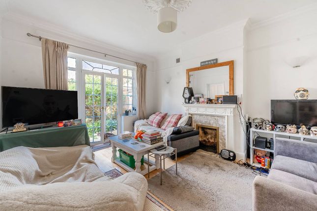 Headstone Road, Harrow, HA1 2 bed maisonette for sale