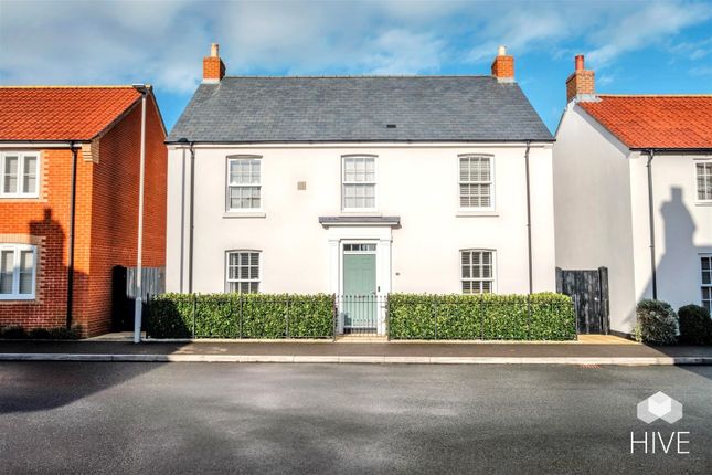 4 bed detached house