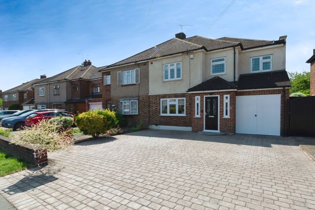 5 bedroom semi-detached house for sale