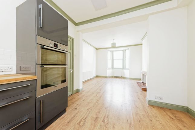 1 bed end terrace house