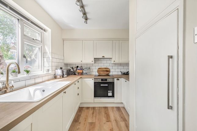 Woodlands Road, Isleworth TW7 2 bed flat for sale