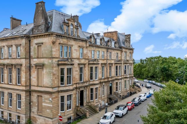 Park Terrace, Glasgow G3 3 bed flat for sale