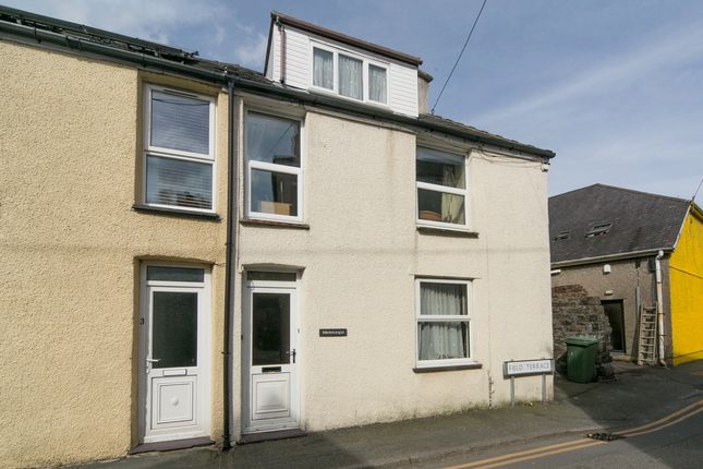 4 bedroom end of terrace house for sale