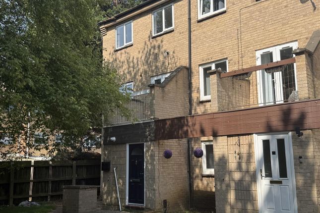 4 bed end terrace house