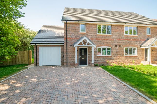 3 bedroom semi-detached house for sale