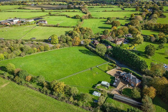 Equestrian land, Maidenhead, SL6 4 bed detached house for sale