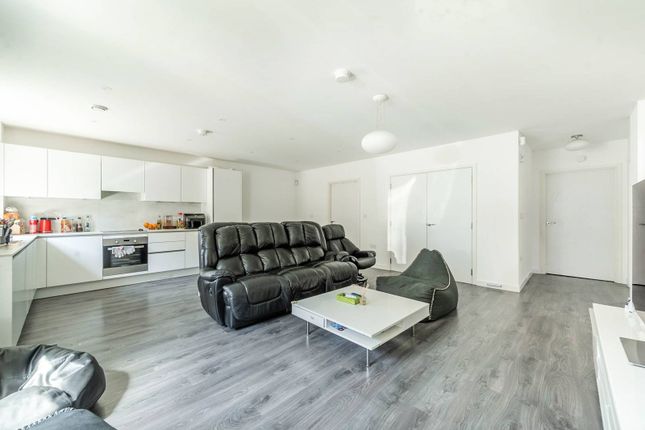 LENSVIEW CLOSE,HA1, Harrow, HARROW, HA1 3 bed flat for sale
