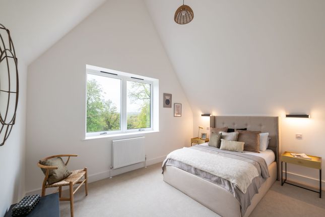 Ash Villas, Bradmore Way, Coulsdon 4 bed terraced house for sale