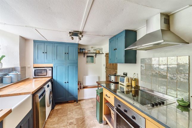 2 bedroom cottage for sale