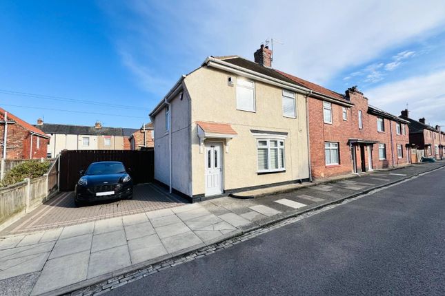 Barton Avenue, Hartlepool 3 bed end of terrace house for sale