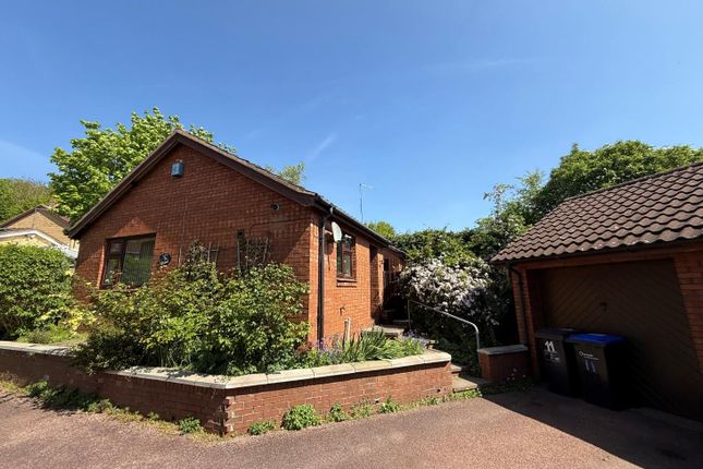 Lapwing Close, Northampton NN4 2 bed detached bungalow for sale