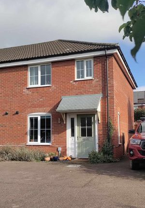 Symphony Gardens, Attleborough NR17 3 bed semi