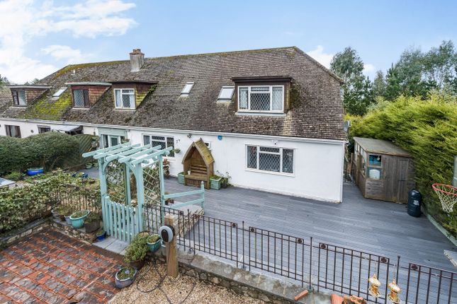 6 bedroom semi-detached house for sale