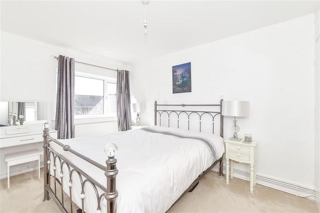 2 bed flat