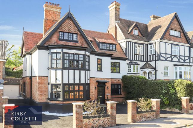 St. Catherines Road, Broxbourne 6 bed semi