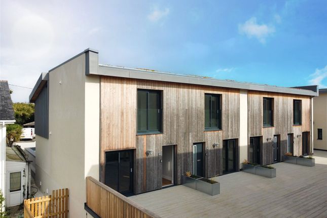 Harlyn Bay, Cornwall 2 bed end of terrace house for sale