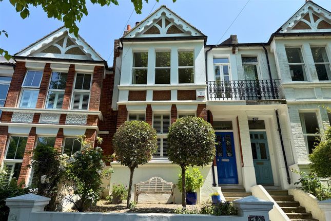 4 bed terraced house