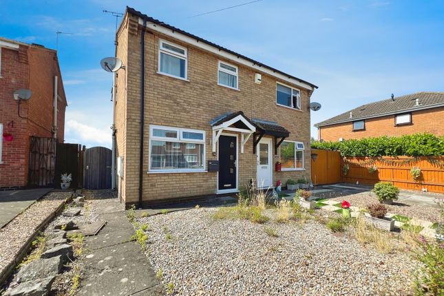 2 bedroom semi-detached house for sale