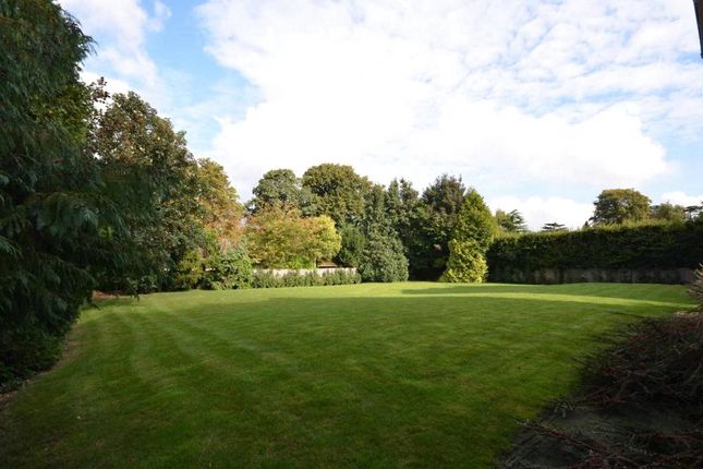 Pinewood House, Epsom Road... 2 bed apartment for sale