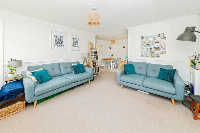 1 bed maisonette
