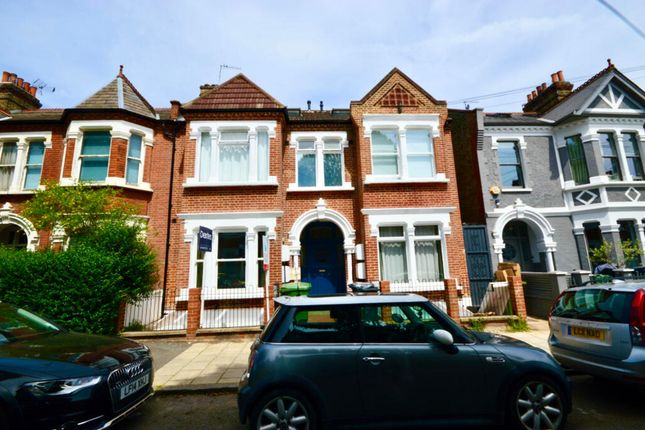Englewood Road, London SW12 3 bed flat for sale