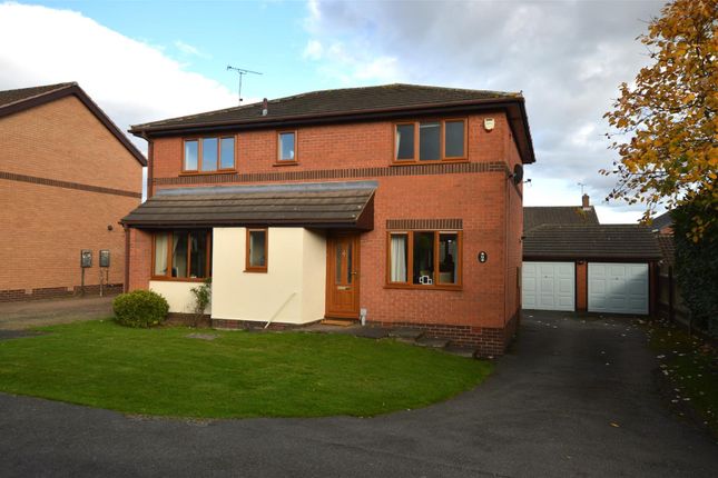 4 bed detached house