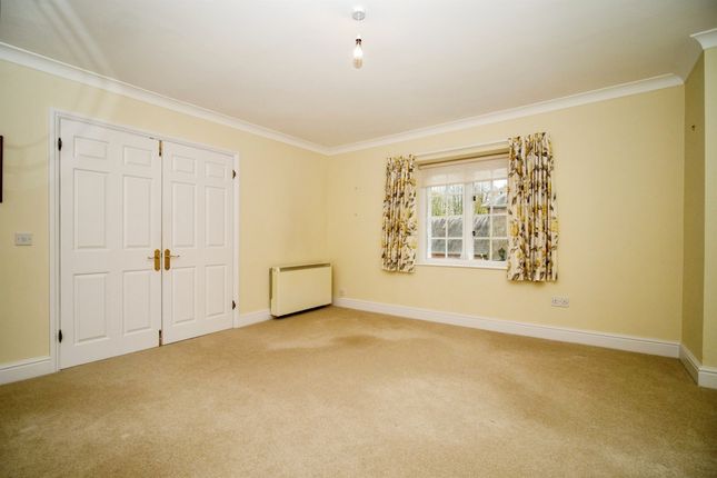 2 bed flat