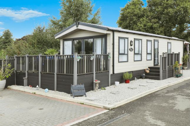 2 bedroom mobile home for sale