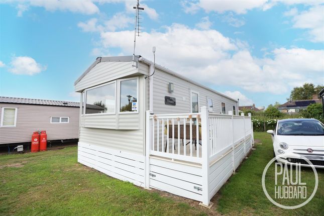Pakefield Holiday Park, Arbor Lane... 3 bed chalet for sale