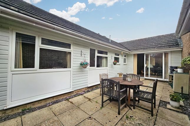 2 bedroom terraced bungalow for sale
