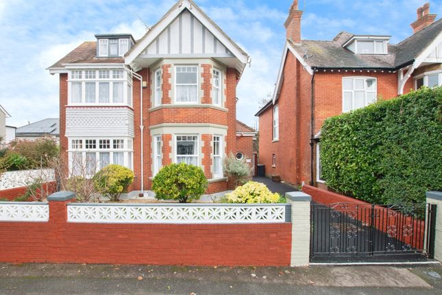 7 bed detached house