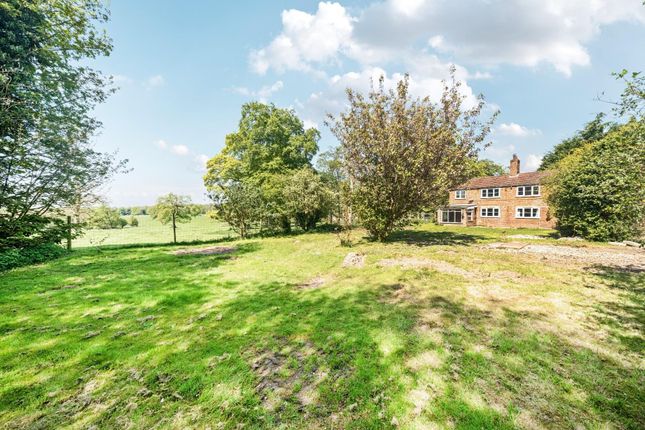 2 bed detached house