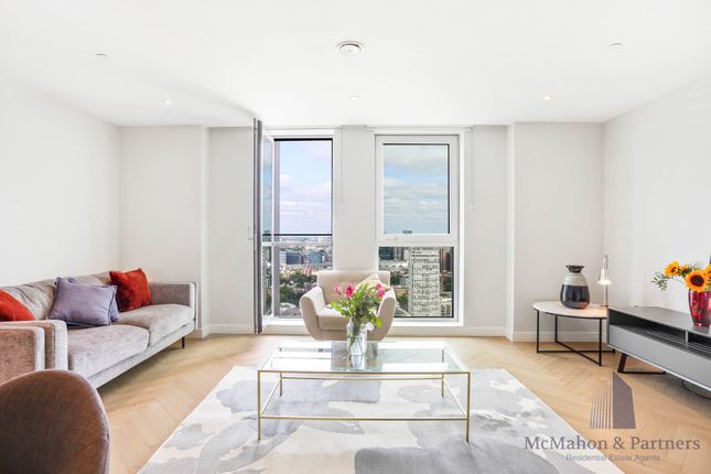 Elephant And Castle, London, SE1 2 bed apartment for sale