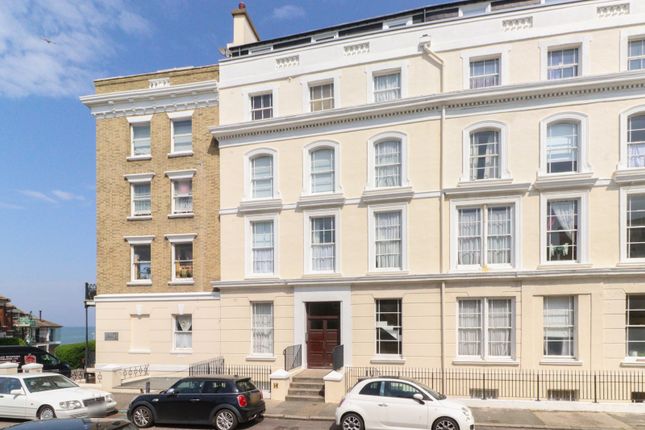 3 bed flat