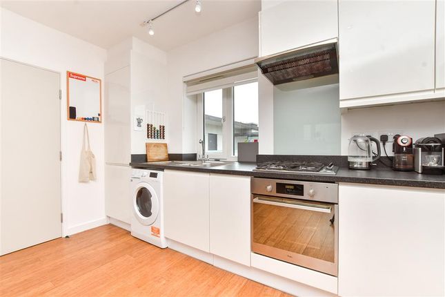 Brighton Road, Purley, Surrey 1 bed apartment for sale
