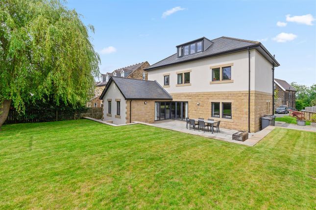 Station Road, Menston LS29 5 bed detached house for sale