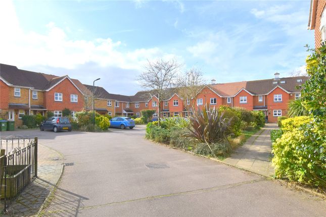 St. Andrews Gardens, Cobham, KT11 3 bed end of terrace house for sale