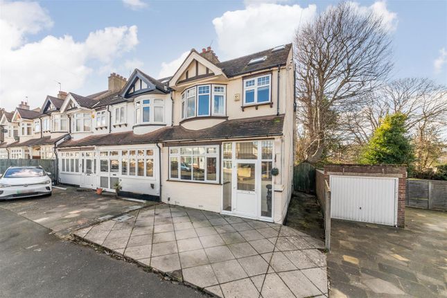Cowper Gardens, Wallington SM6 3 bed end of terrace house for sale